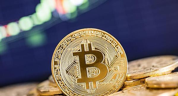 玩转数字资产：老手教你搭配比特币与山寨币的秘诀